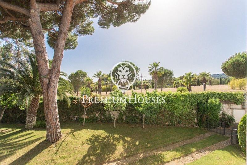Foto fc00e272-038c-413e-9abb-92400f25835f. Casa  en venta con piscina en Canafort-El Puntó Sant Andreu de Llavaneres