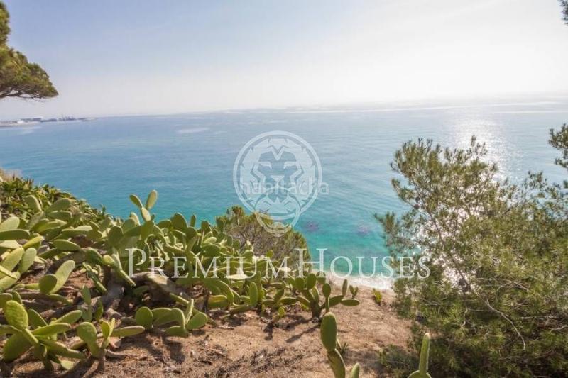 Foto 5e9c1bc4-83fc-42a9-8d7e-aafc152cc01b. Terreno residencial terreno con magníficas vistas mar en Arenys de Mar