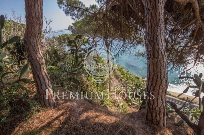 Foto 9e60983f-13fe-4a22-8430-0251d557f1cd. Terreno residencial terreno con magníficas vistas mar en Arenys de Mar