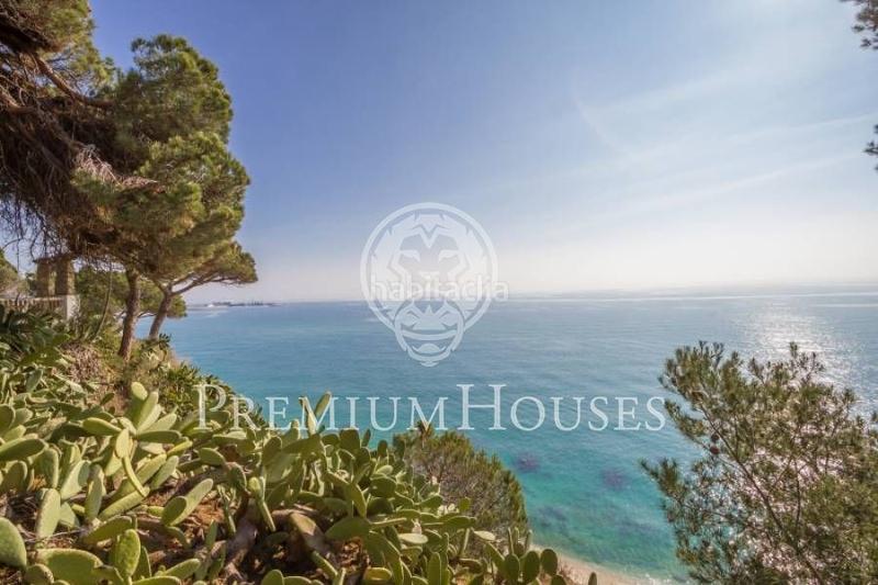 Foto b0020009-e3af-4935-b8c3-5aa0c3e412b7. Terreno residencial terreno con magníficas vistas mar en Arenys de Mar