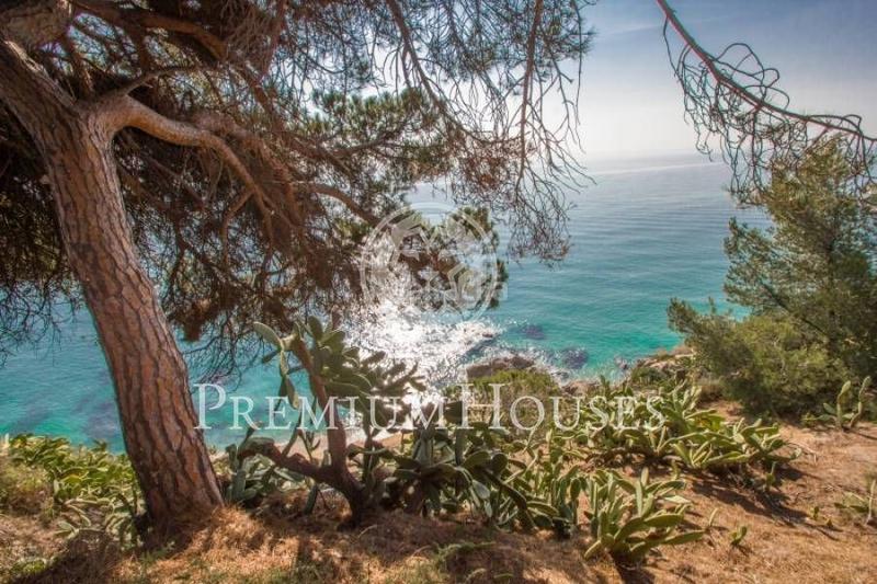 Foto f8c355c5-3231-4221-b68f-1aefa718d330. Terreno residencial terreno con magníficas vistas mar en Arenys de Mar