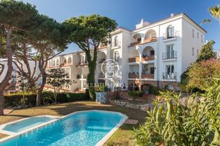 Pis a Fenals. Amplio piso en venta en lloret de mar con piscina comunitaria