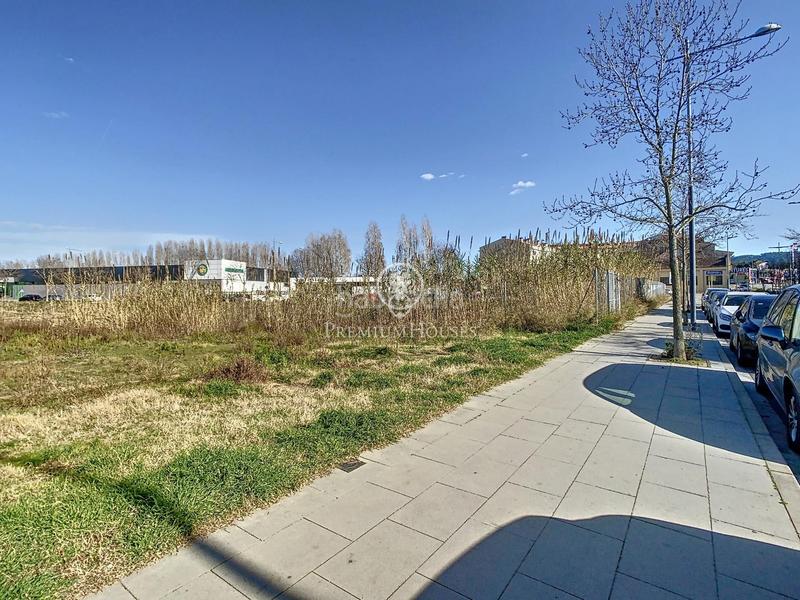Foto 3b5b1d36-b61b-4433-a2fd-8058c79893be. Terreny residencial a Tordera Tordera