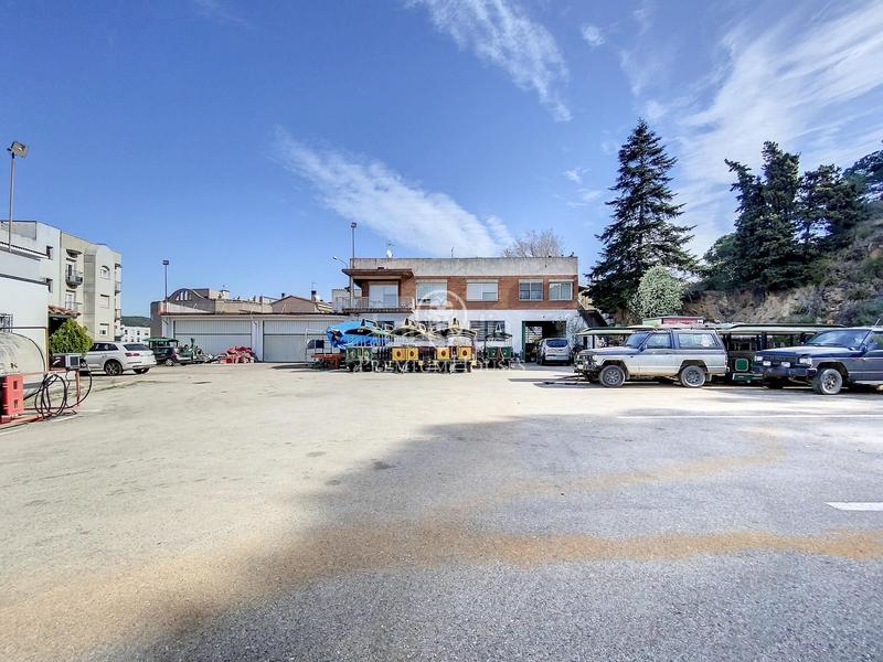 Foto bf3a8f8a-3467-4049-9d4d-1f1acb74451d. Wohngrundstück in Mont Ferrant-Joan Carles I Blanes