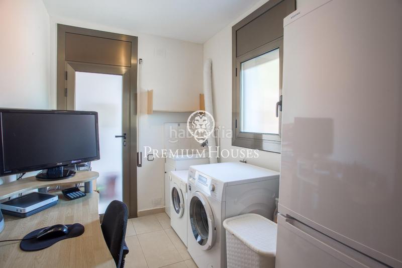 Foto ded5e82f-0f1d-483d-8fc6-c6a90b721b97. Casa con riscaldamento parcheggio in Alella