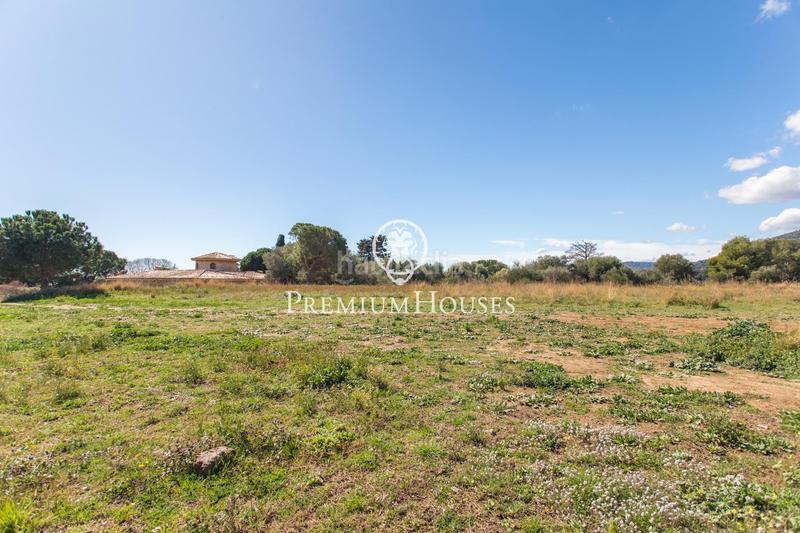 Foto aa838475-4831-4b38-9593-1057c3d91042. Terreny residencial a Pinemar Pineda de Mar
