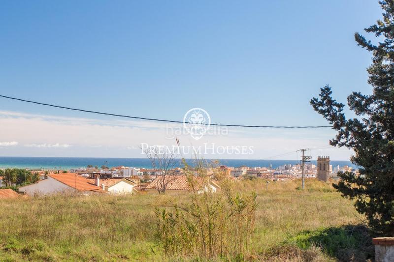 Foto f2b43c04-7596-408e-ae00-bac57db502f9. Terreny residencial a Pinemar Pineda de Mar