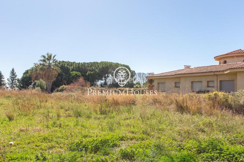 Foto fcaf8175-2195-43f8-8945-ebcfb27d5985. Terreny residencial a Pinemar Pineda de Mar