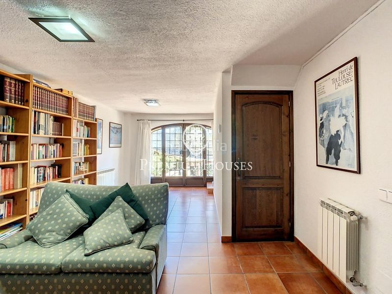 Foto 711e5295-968f-4947-be5d-b617d96d6c85. Casa amb calefacció aparcament piscina a Nucli Urbà Argentona