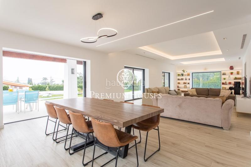 Foto 4e8241af-9498-4b4e-b12d-3ca7caa2aed6. Casa amb calefacció aparcament piscina a Canafort-El Puntó Sant Andreu de Llavaneres