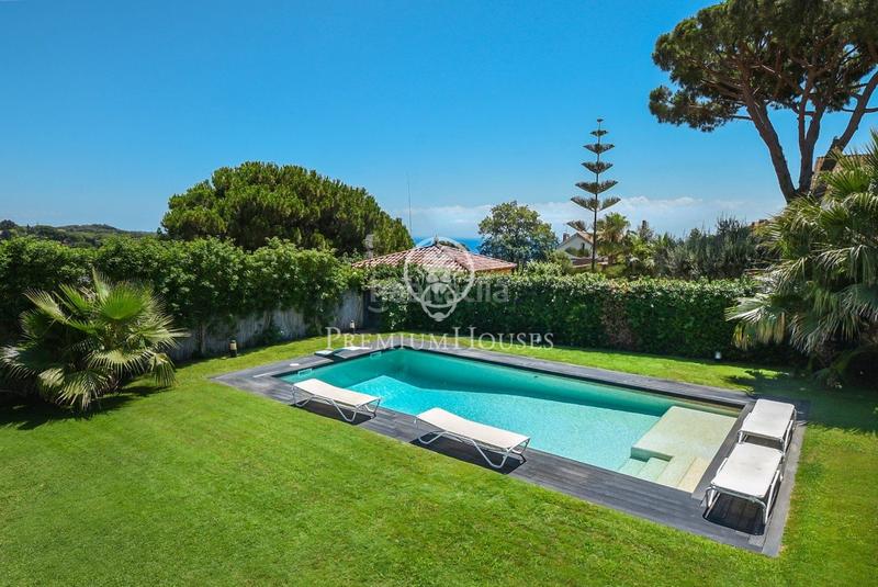 Foto 0dea30e7-8b58-424d-b0d6-c99597ceb588. Casa espectacular casa en venta con piscina en Canafort-El Puntó Sant Andreu de Llavaneres