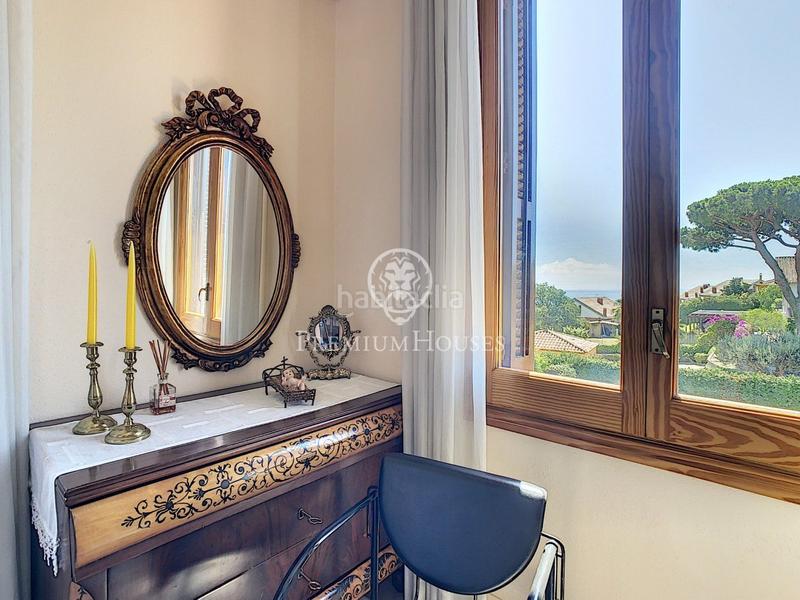 Foto 9962cc2f-8ec0-486f-8742-60f45fcbd673. Casa espectacular casa en venta con piscina en Canafort-El Puntó Sant Andreu de Llavaneres