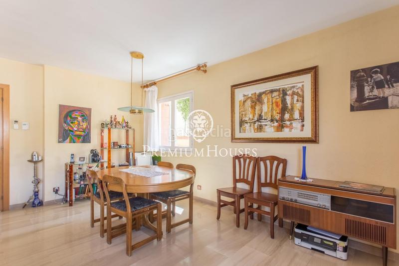 Foto 52a0664c-2918-41b3-aa7a-04a754c2269c. Semi detached house with heating parking pool in Tiana