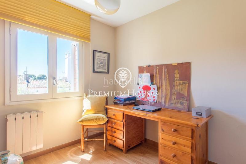 Foto 6f59d756-12d0-4028-83a4-7b360662b51e. Semi detached house with heating parking pool in Tiana