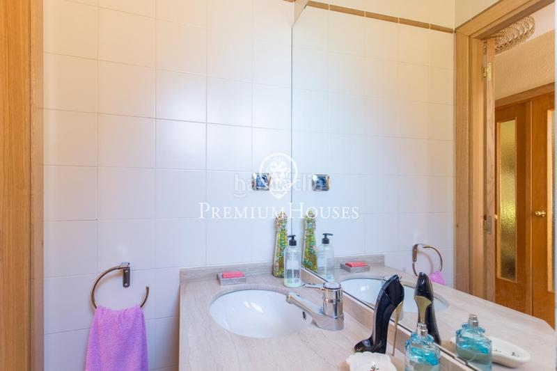 Foto cf13547e-6512-4e7b-83fe-aecc2c493ef5. Semi detached house with heating parking pool in Tiana