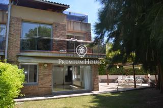 Lloguer Casa adossada a Cabrils. Adosado en cabrils zona ca lestrany