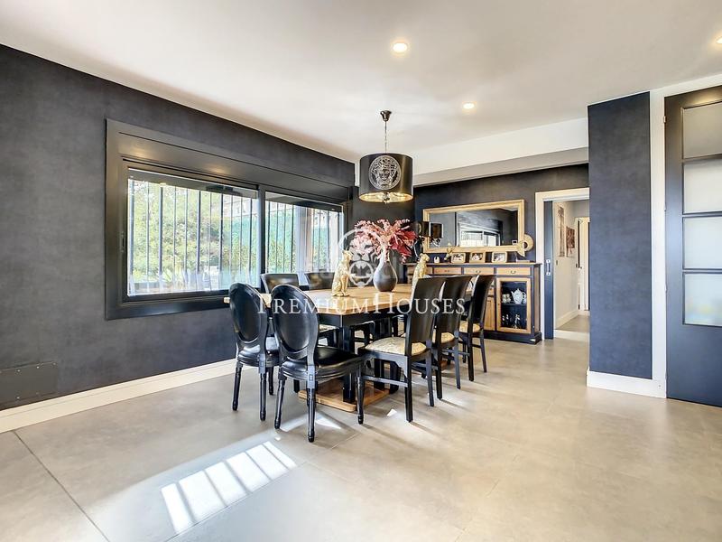 Foto 9cc6a644-487f-41fc-b2c8-784691497954. Casa con riscaldamento parcheggio piscina in Urbanitzacions Mataró