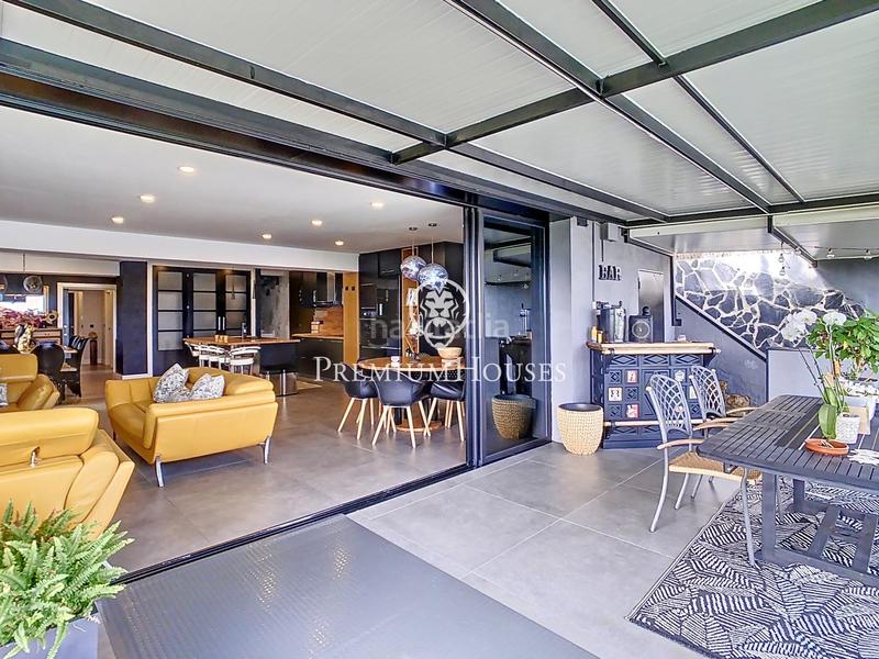 Foto d321f209-2d94-4205-8a3b-d2e87aad880e. Casa con riscaldamento parcheggio piscina in Urbanitzacions Mataró