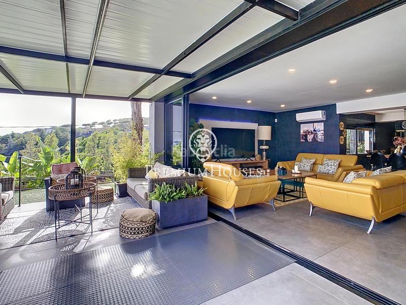 Foto f57b773d-1f3f-4134-b027-4c85e70f1278. Casa con riscaldamento parcheggio piscina in Urbanitzacions Mataró