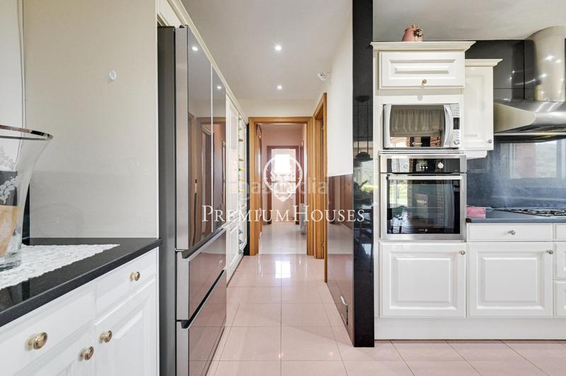 Foto 43c5edbc-b530-451d-8dec-a462da962098. Rent house with heating parking in Nucli Urbà Argentona