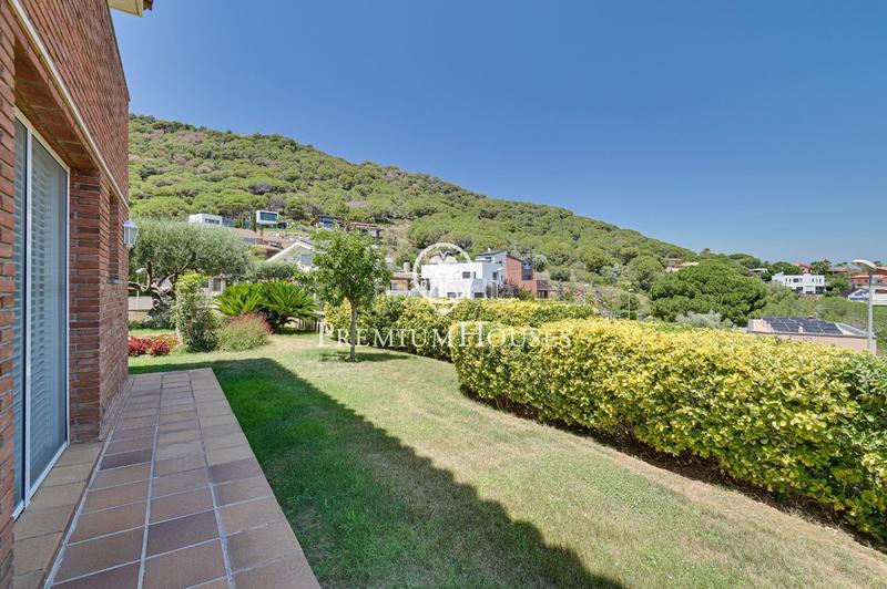 Foto 474a42cd-f0df-43de-aaad-5ab40d233456. Rent house with heating parking in Nucli Urbà Argentona