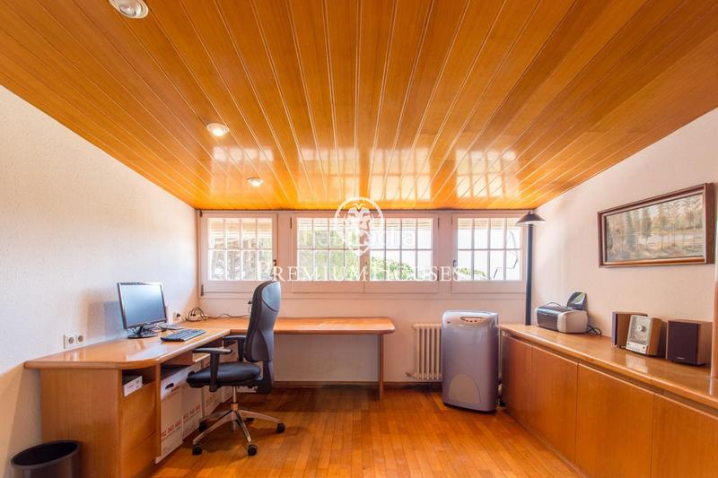 Foto 75e0411c-1bfc-4b3c-aa1f-0fbaca8b0eb6. Casa  en venta en Rocaferrera con vistas espectaculares al mar en parcela plana en Sant Andreu de Llavaneres