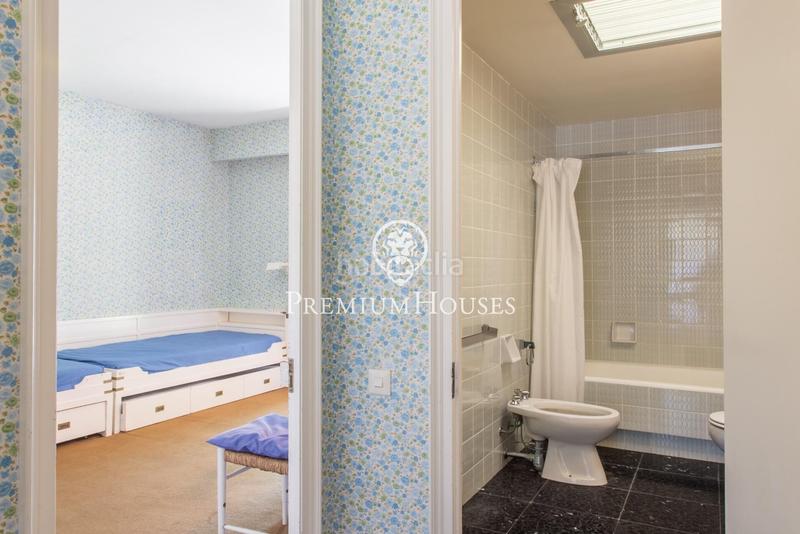 Foto db7290eb-a1b9-47e2-b951-01faece18547. Casa  en venta en Rocaferrera con vistas espectaculares al mar en parcela plana en Sant Andreu de Llavaneres