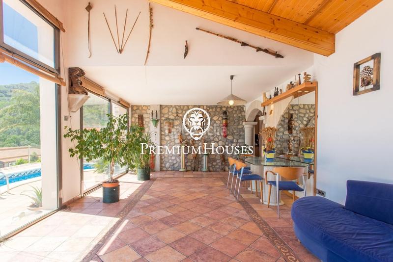 Foto 91af17c6-f66d-4dc2-99a4-40f8baf00f43. Casa  ibicenca en venta en Nucli Urbà Argentona