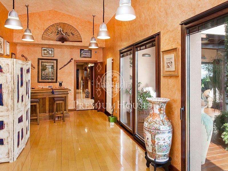 Foto 0b4d7576-e6c1-47a0-933d-4070d23e11be. Casa con riscaldamento parcheggio piscina in Calella