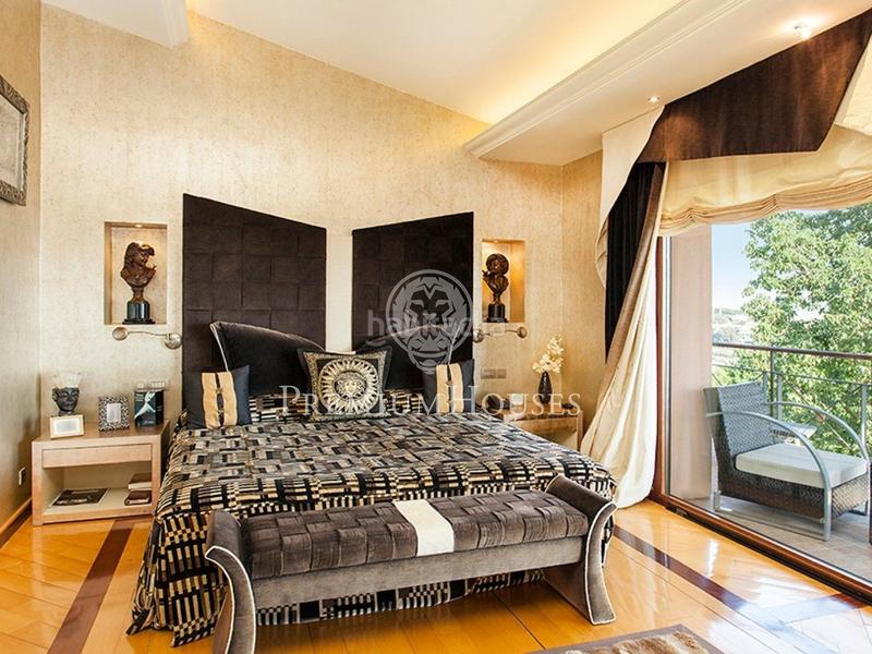 Foto 0e904aad-aed1-4e3e-bf7e-059d2634c0da. Casa con riscaldamento parcheggio piscina in Calella