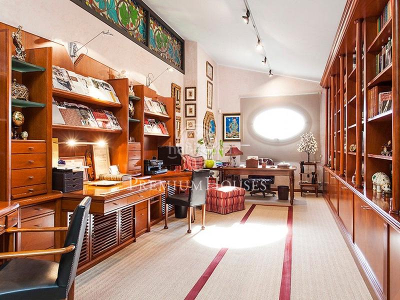 Foto 712bea0a-89a6-47d7-83cd-a2a5d9287a63. Casa con riscaldamento parcheggio piscina in Calella