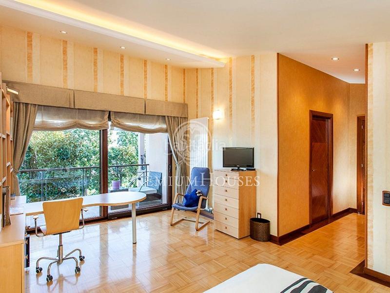 Foto d63fec30-3d0b-43fe-9220-585d0b1eb952. Casa con riscaldamento parcheggio piscina in Calella