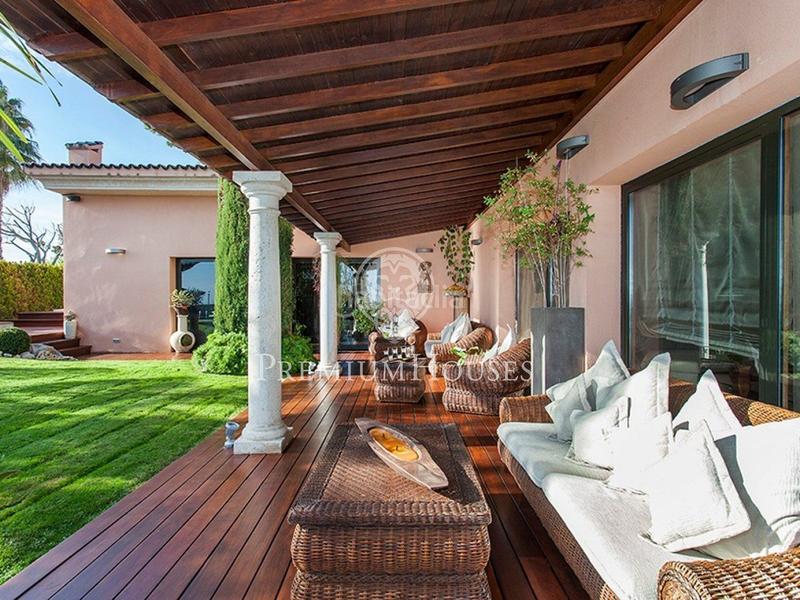 Foto e74baaff-02f0-4005-89c6-4ba20f692f38. Casa con riscaldamento parcheggio piscina in Calella