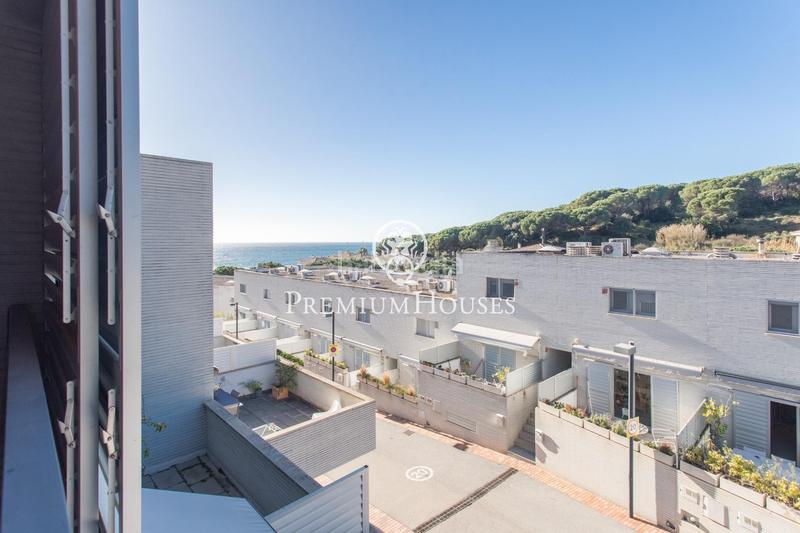 Foto 4335898b-51e3-4228-9ecd-2bba387d7191. Reihenhaus mit heizung parking pool in Urbanitzacions Sant Pol de Mar