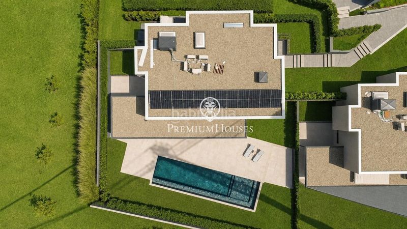 Foto f9ae96fc-52ee-4d91-ade4-e6a1479d6aee. Casa amb calefacció aparcament piscina a Centre Sant Andreu de Llavaneres