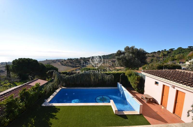 Foto 02a8f10d-a723-43ff-a4c7-05a3eca3b7e7. Maison avec chauffage parking piscine dans Alella