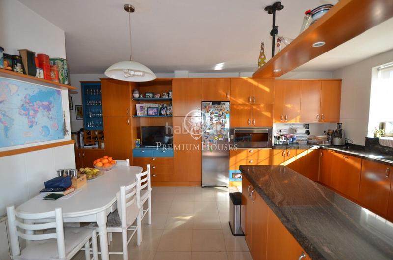 Foto 5b10e38c-9765-4f3e-bf64-1ab75537427a. Maison avec chauffage parking piscine dans Alella