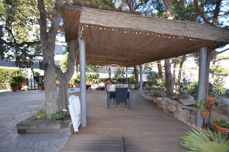 Foto 5ecbc2d8-bdd8-475d-a9c4-be0c52f65e1e. Maison avec chauffage parking piscine dans Alella