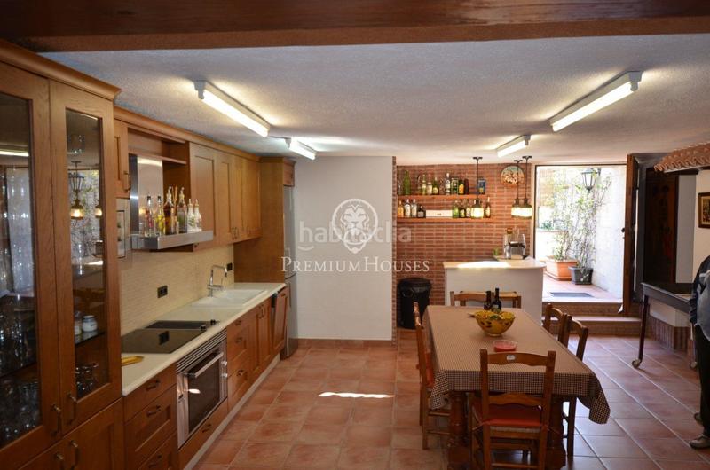 Foto 8b927753-793e-4b90-9107-e4d547988b6a. Maison avec chauffage parking piscine dans Alella