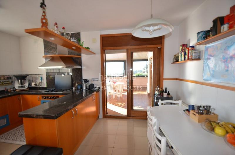 Foto a91d0a2f-512f-403b-a01c-1baf726aabe2. Maison avec chauffage parking piscine dans Alella