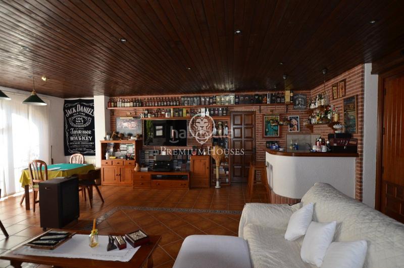 Foto cf9cd587-1378-48ae-a29b-01bc11afbadf. Maison avec chauffage parking piscine dans Alella