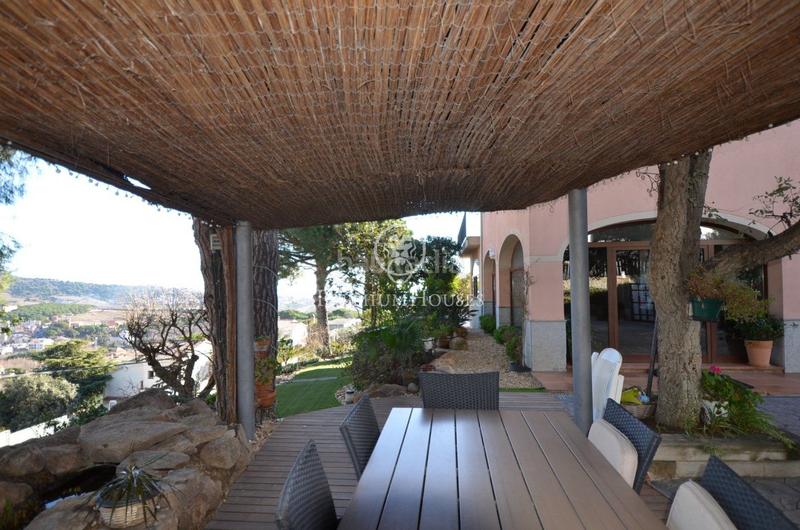 Foto d6a9361d-1f7b-4d65-8de6-dd45794b6732. Maison avec chauffage parking piscine dans Alella