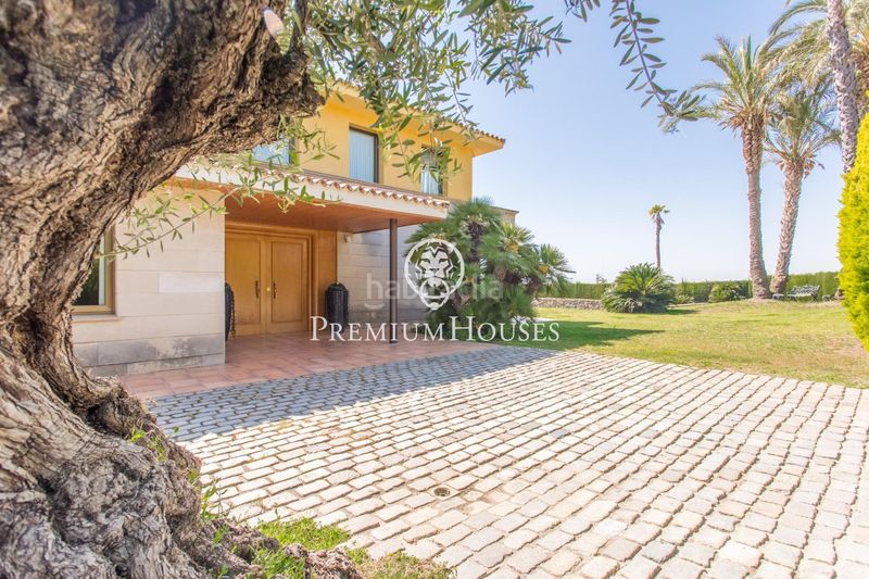 Foto 6a913242-989a-40b8-8648-a72a479e7b2b. Casa amb calefacció aparcament piscina a Alella