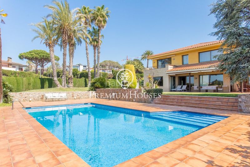 Foto cd06a520-ac49-404d-b3a2-70303956bc0b. Casa amb calefacció aparcament piscina a Alella