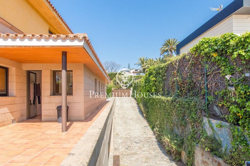 Foto f420e2c7-f1c0-4fba-842e-8d7c1ccecc10. Casa amb calefacció aparcament piscina a Alella