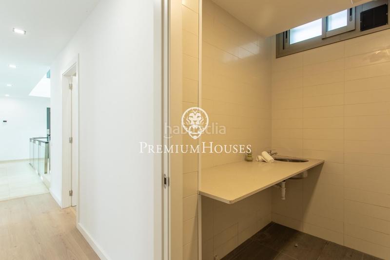 Foto ae369fa5-24ac-413d-ab45-9ab1484f48c3. Casa con riscaldamento parcheggio in Alella