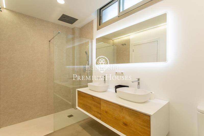 Foto af895230-563f-4da2-9606-a39174180237. Casa con riscaldamento parcheggio in Alella