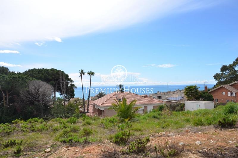 Foto 4bd7dfe9-6ff8-4ece-8d92-e29211808348. Wohngrundstück in Califòrnia-Santa Madrona Masnou (El)