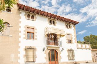 Masia a Urbanitzacions. Masía a la venta en arenys de mar con vistas a la naturaleza