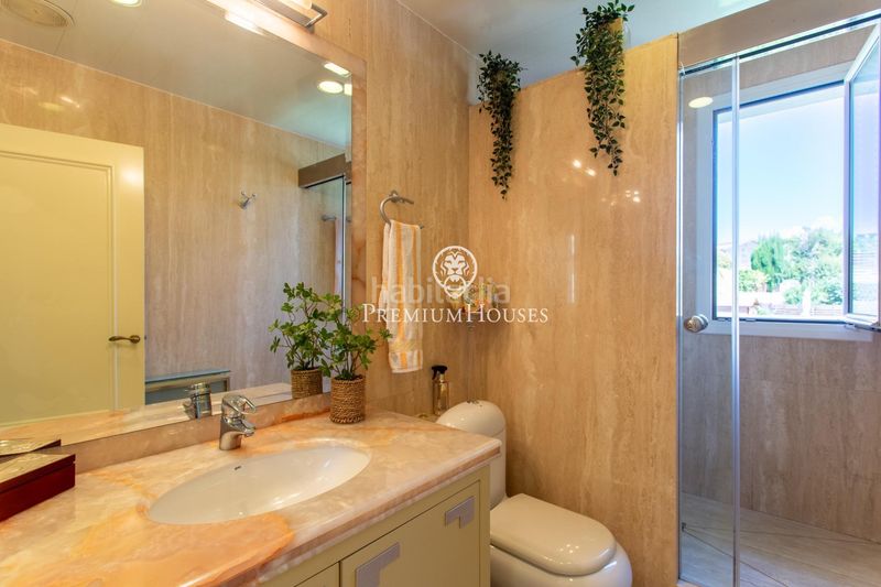 Foto f055f684-c7eb-4404-a3ac-248b6ce09b5f. Casa amb calefacció aparcament piscina a Centre Masnou (El)